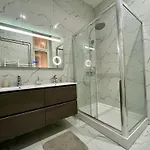 Johngold Gold Apartment Debrecen