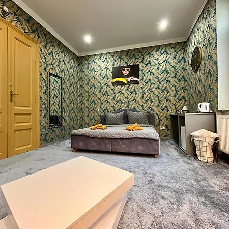 Johngold Gold * Debrecen