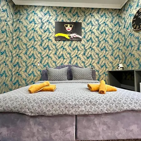 Johngold Gold Apartamento Debrecen