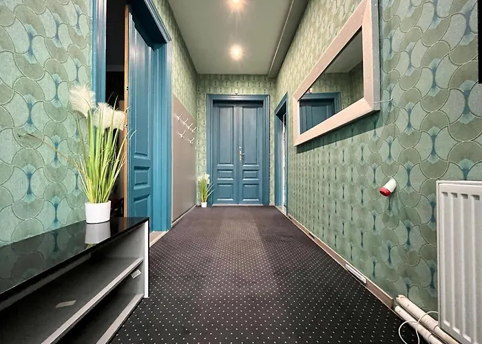 Johngold Gold Apartment *